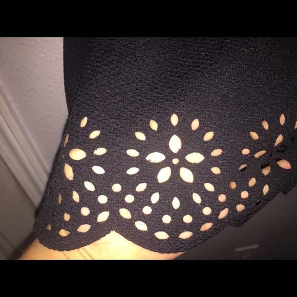 Black mini dress - Picture 2 of 2